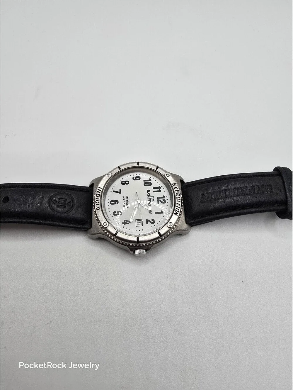 Timex Expedition Indiglo Quartz Date WR 50M White Dial Black Leather Strap